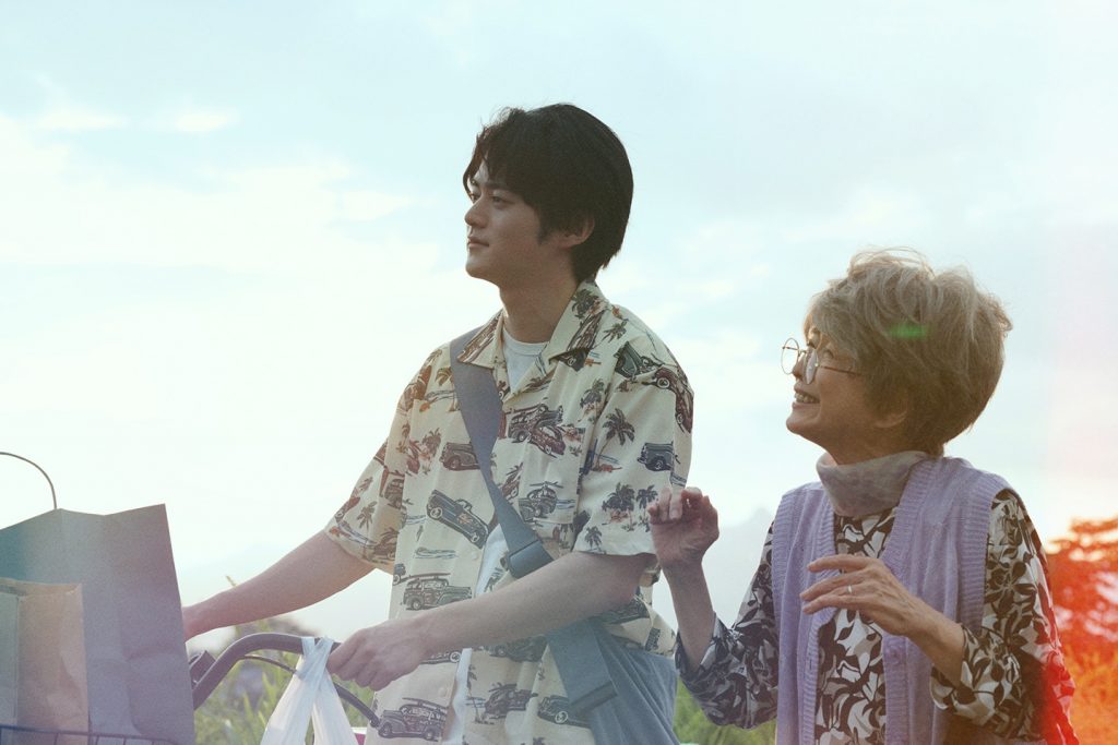 『藁にもすがる獣たち』©︎2026「藁にもすがる獣たち」製作委員会